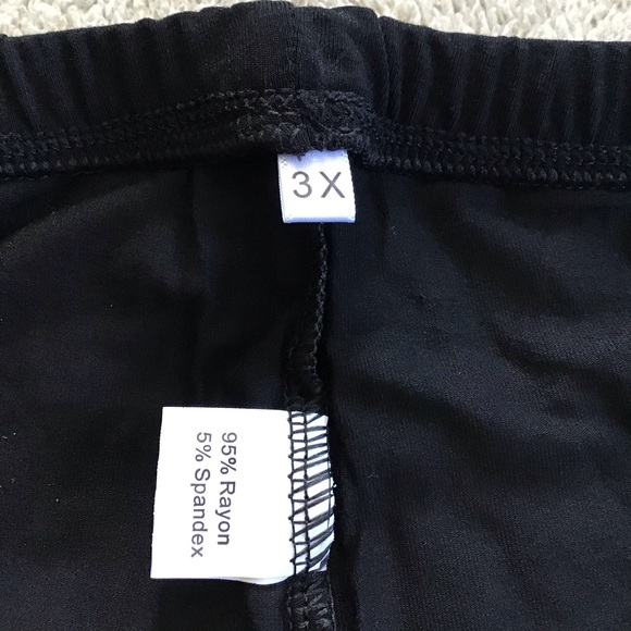 Black stretch Capri leggings - Picture 2 of 6